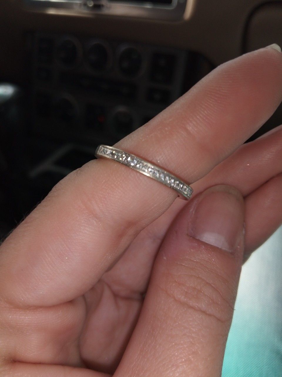 14k white gold wedding band