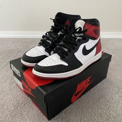Jordan 1 OG High Black Toe - Size 11