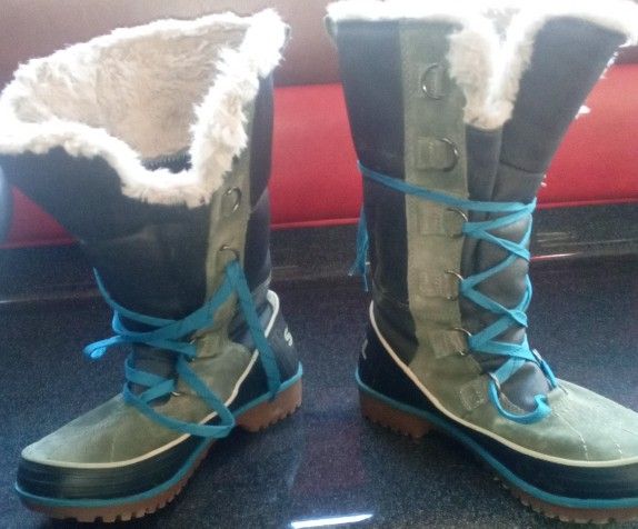 Sorel Snow Boots