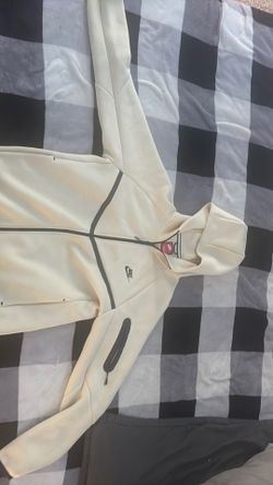 Nike tech jacket, Cream color, Medium