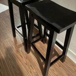 29 Inch High Saddle Seat Wooden Bar Stools 