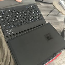 Samsung S6lite With Case/keyboard/spen