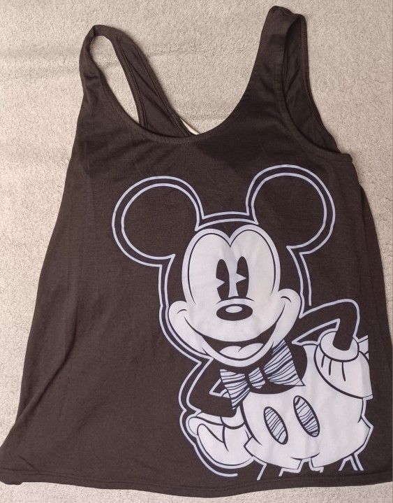 Women's Size Small Mickey Mouse Disney Glow In Dark Big Logo Shirt