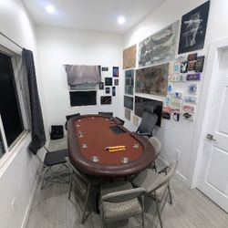 Poker Table