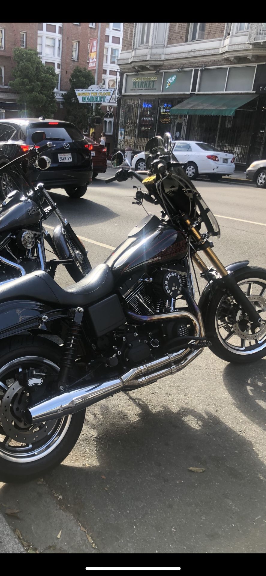 Harley Dyna exhaust red thunder