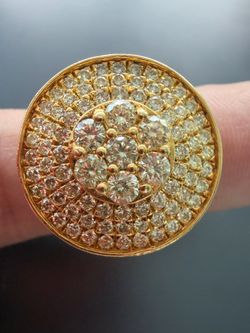 Gold and Diamond Cluster Ring with 150 round brilliant cut diamond