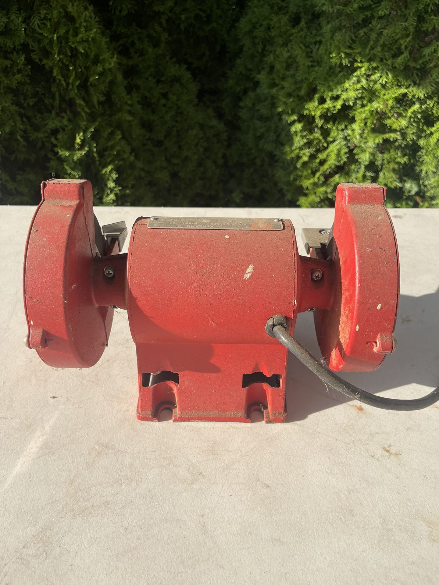 Vintage Ashland Bench Grinder Model 1782 for Sale in Edgewood, WA OfferUp