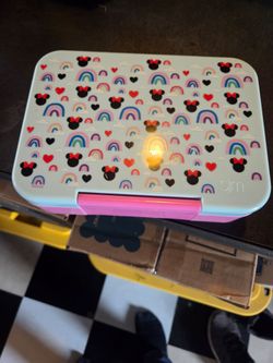 Toddler lunch box and water bottle