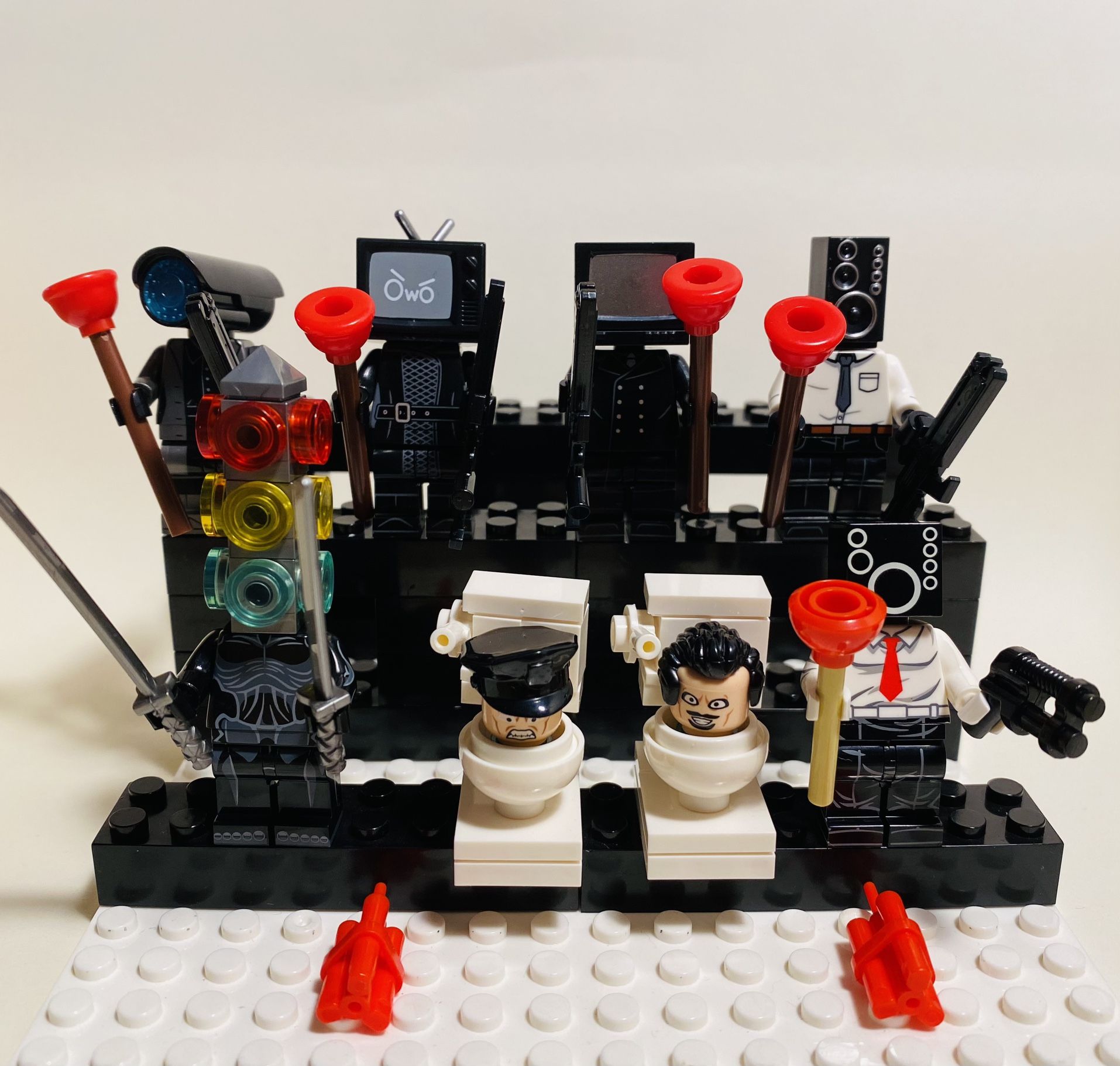 Skibidi Toilet Man And Titans Custom Lego Minifigures Play Set