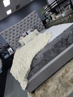 ✨️ King, Cal King, Queen Bed Frame ✨️ Furniture Sectionals, Bedrooms, Dining Avail