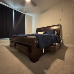 King Sized Woods Bed Frame With 6 Storage Drawers