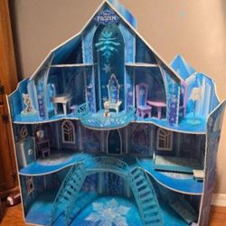 Frozen Castle 