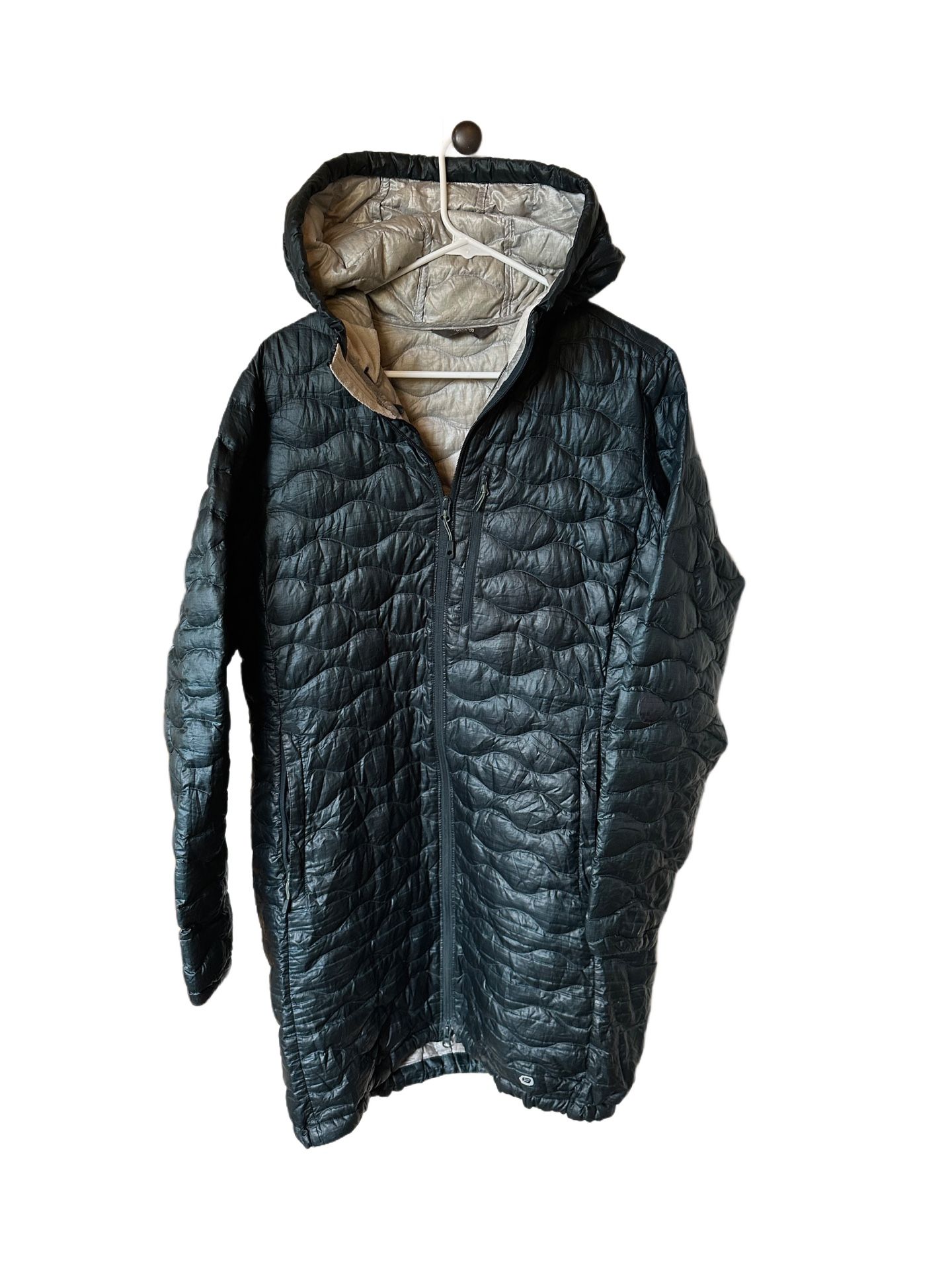 Mountain Hardware “ghost wisperer” Parka- Women’s Down Ultra Light Packable
