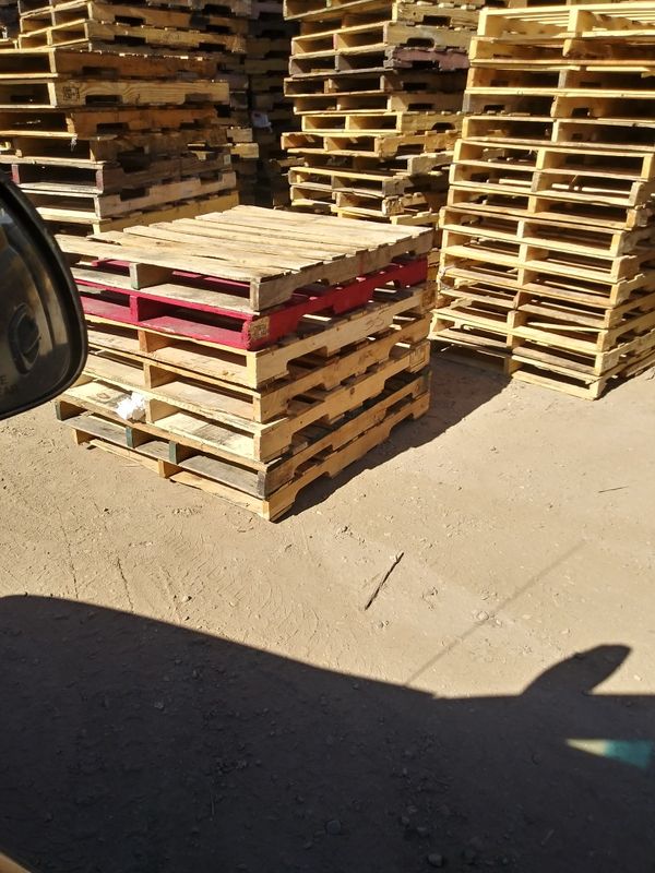 Pallets for sale/Paletas de venta for Sale in Tucson, AZ OfferUp