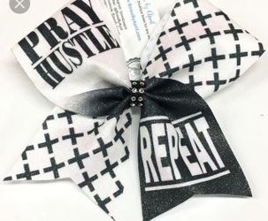 Personalized cheer bows