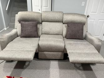 Waverly Power Sofa w/Power Headrest - Raymour Flanigan