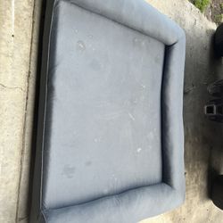 Dog Bed 