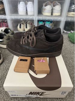 Travis Scott 1’s
