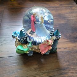 DISNEY'S CINDERELLA MUSICAL GLOBE "ONCE UPON A DREAM" SOUND! $50.00 FIRM! 