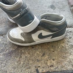 Nike Jordan’s Size 6