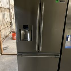Refurbished Refrigerator 