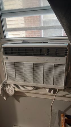 GE AirConditioner/Heater with built-In wifi