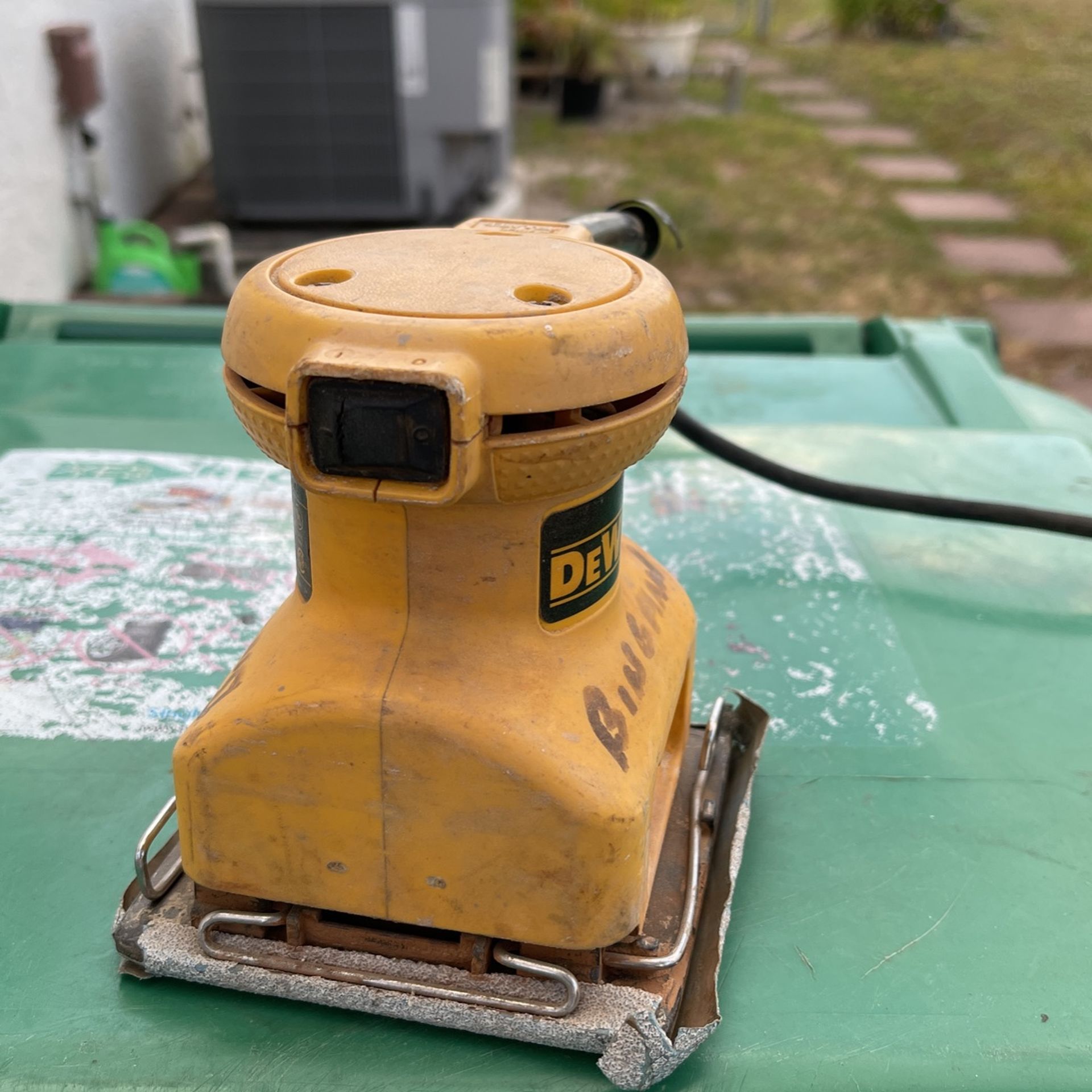 Dewalt Sander