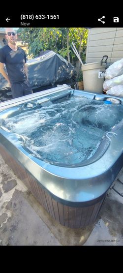 8700 new Jacuzzi j 315 spa for 3.  On 110 now