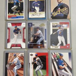 BASEBALL CARDS ⚾️ IN TOP LOADERS 