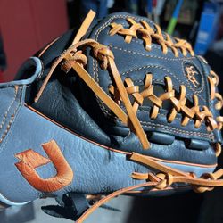 Demarini 11-3/4 Baseball Glove