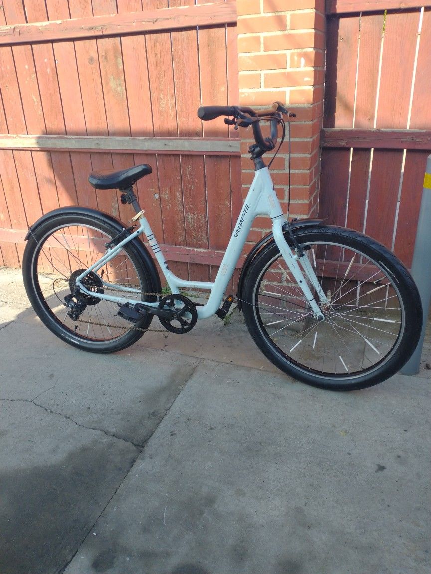 Specialized Roll 3.0 Low Entry Bike