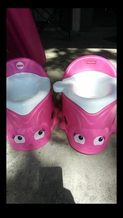 Girl toilet training pots