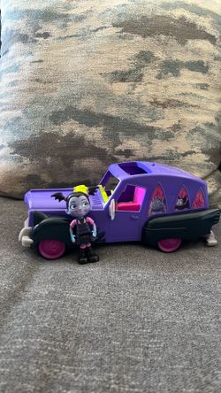 Vampirina Hauntly Mobile