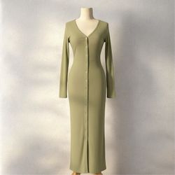Medium olive green  maxi long sleeve dress