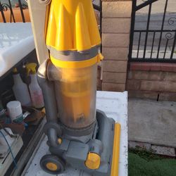 Dyson DC07 Vacuum Ball