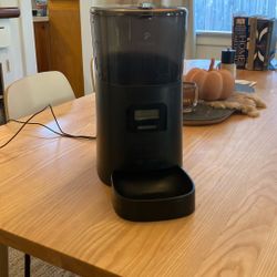 Petlibro Automatic Pet/Cat Feeder