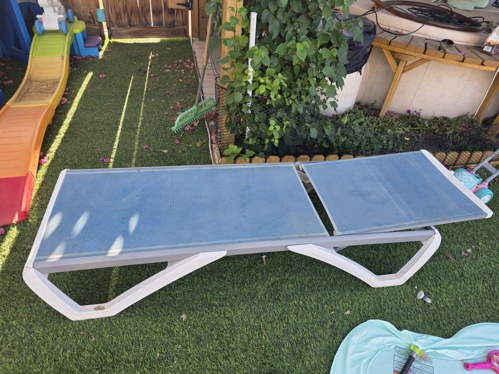 Pool Lounge Chair