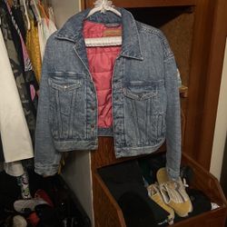 Levi’s sStrauss Jean Jacket With Pink Liner XS