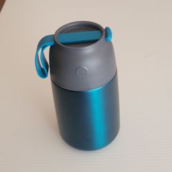 MAXSO Soup Thermo for Hot & Cold Vacuum Insulated Food Jar 17oz Matte Green.
Pre-owned, perfect shape. Comes with spoon - see the photos.
It is 6.5" t