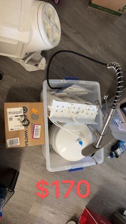 Under-Sink Water Filtration System + Brand New Filter Set