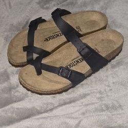 BIRKENSTOCK 