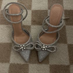 Sparkly Bow High Heels 