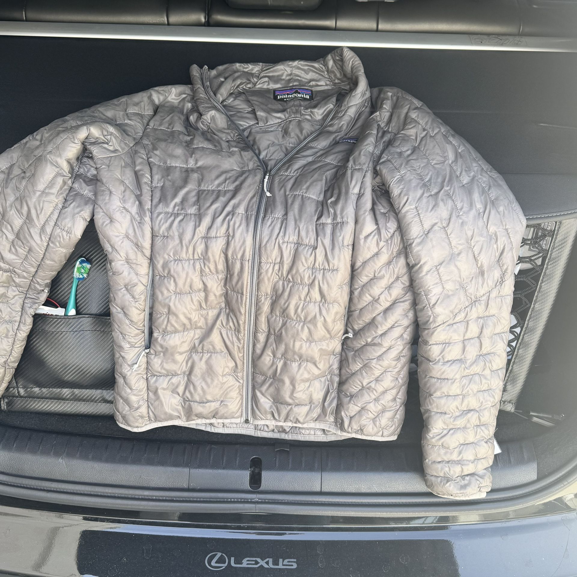 Woman’s Jacket M
