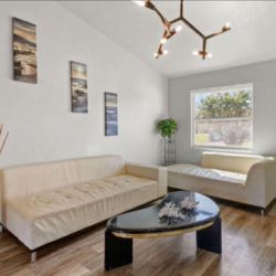 100% REAL LEATHER NATUZZI SOFA SET  Super soft 100% Leather Sofa Set Originally paid $2,500 Spotless No Stains No peeling DIMENSIONS  7ft x 3 1/2 ft $