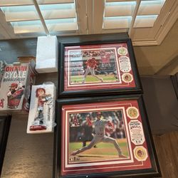 Shohei Ohtani Bobble Head And Frames 