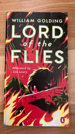 Lord of the Flies by William Golding Paperback