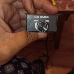 Bass Controller