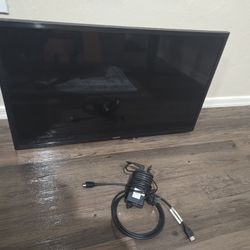 Samsung 32" HD Smart TV