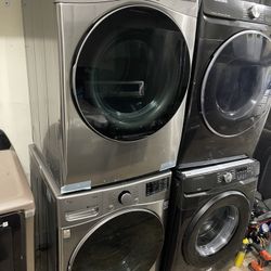 Set Washer And Dryer 