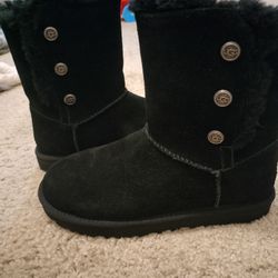 Black Ugg Boots